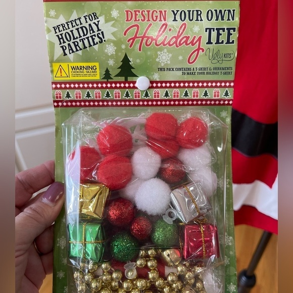 Jem design your own Christmas Tee shirt in a Junior M comes with decorations - Picture 4 of 16